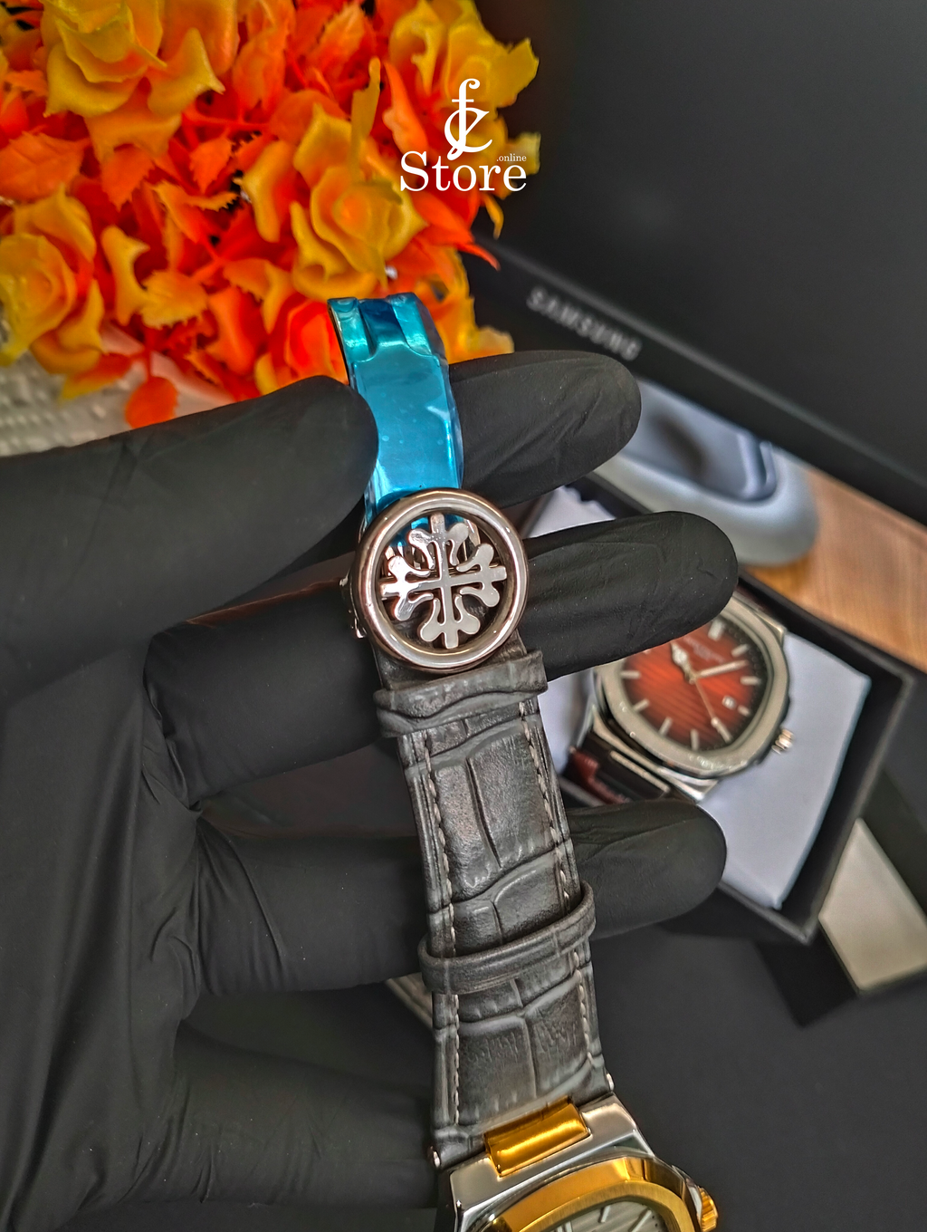 Patek Philippe Geneve - Gold Gray