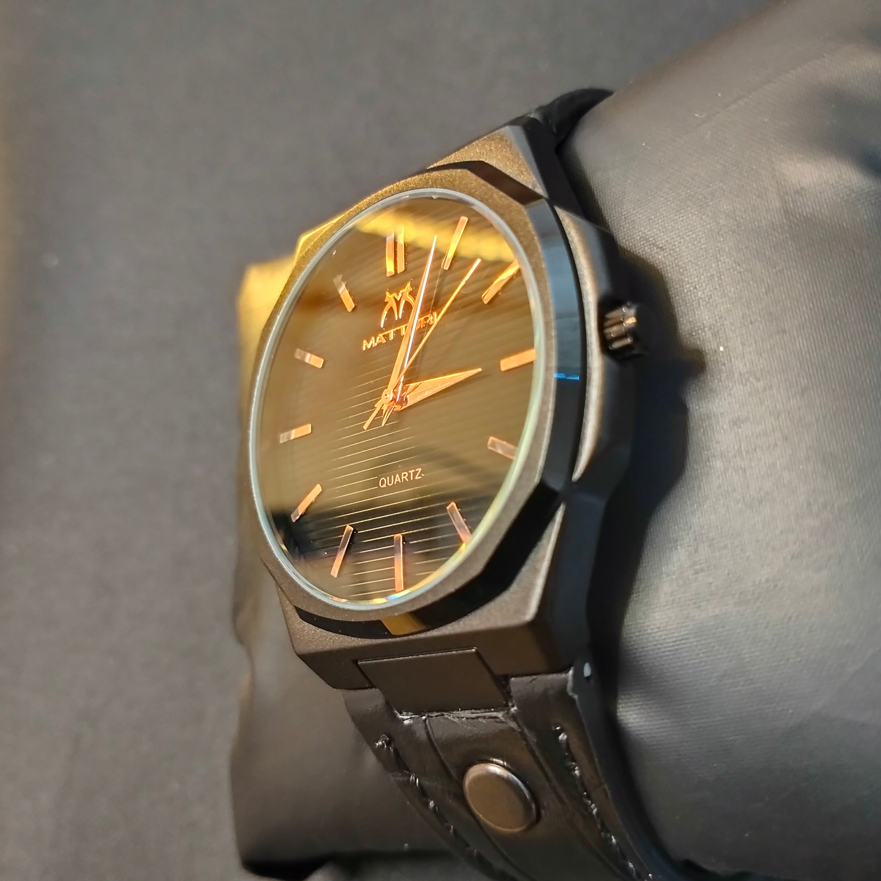 Matturi Classy Green Wrist Watch [Quartz]