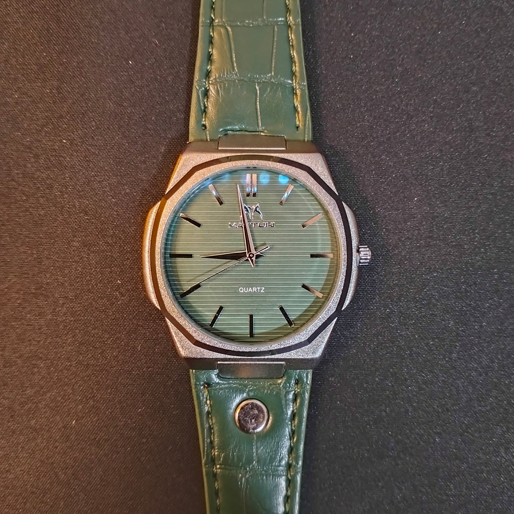 Matturi Classy Green Wrist Watch [Quartz]