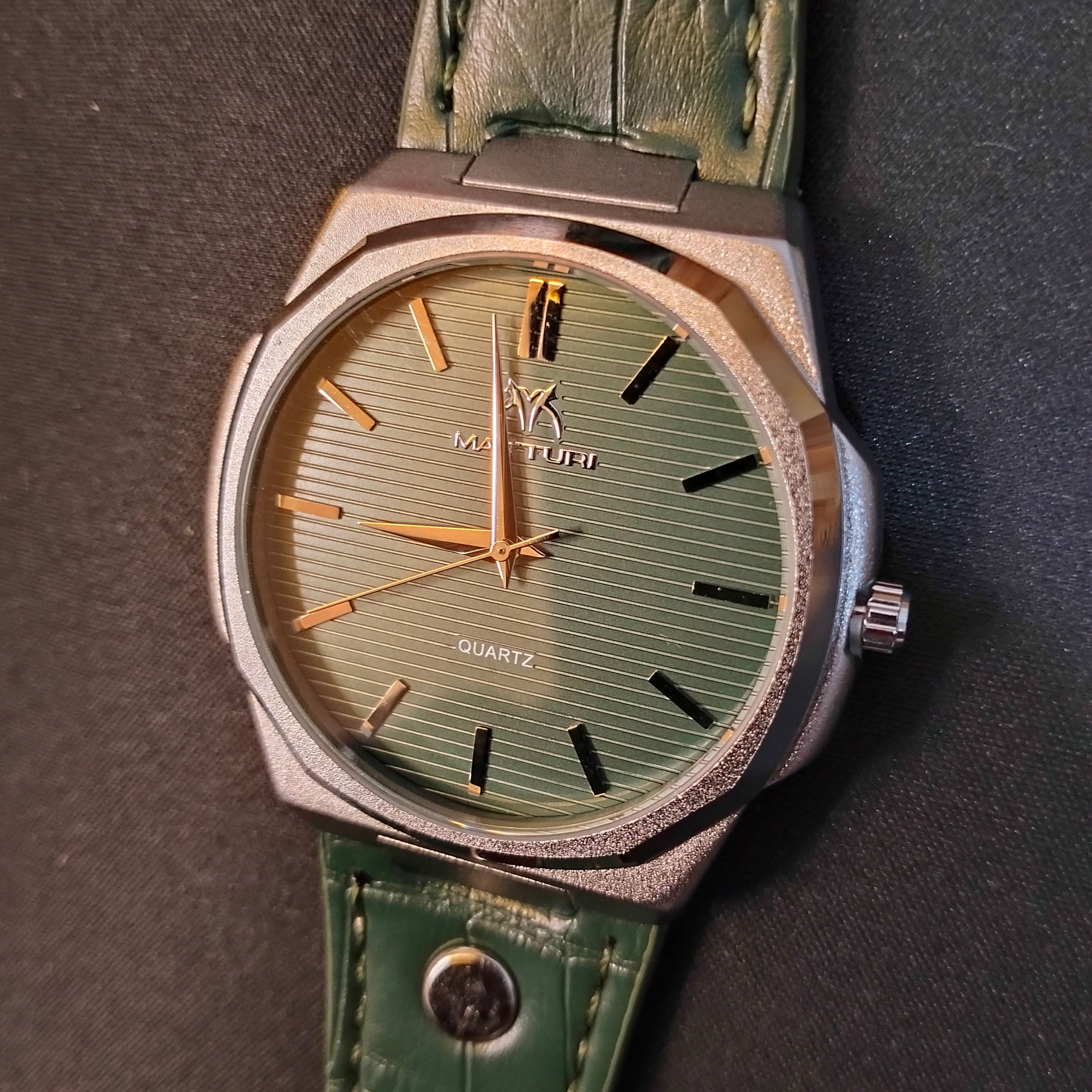 Matturi Classy Green Wrist Watch [Quartz]